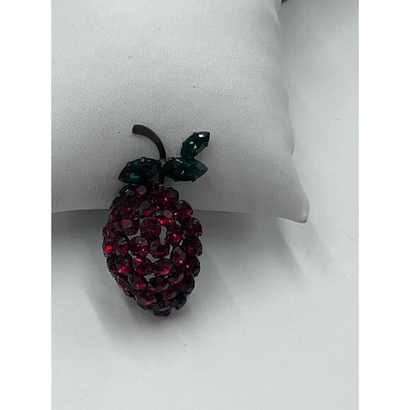 Vintage Signed Strawberry
Vibrant Red Green Rhinestones
Austria Pin Brooch - Picture 5 of 15
